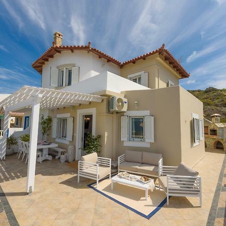 Вилла Full View In A Luxury House Каламаки Экстерьер фото